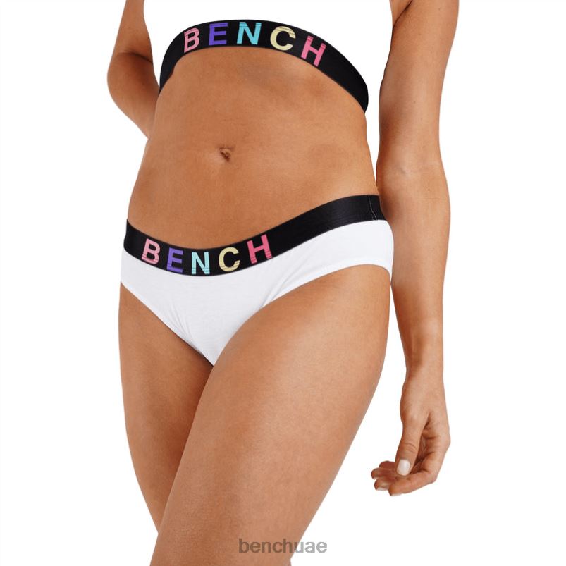 Bench نحيف أمايا المحاصيل الأعلى ومجموعة موجزة VN48R142 ثياب أبيض